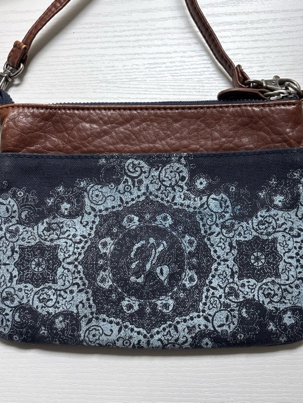 Aeropostale Crossbody Wristlet Brown & Denim Patterned 7.75”Women’s Shoulder Bag